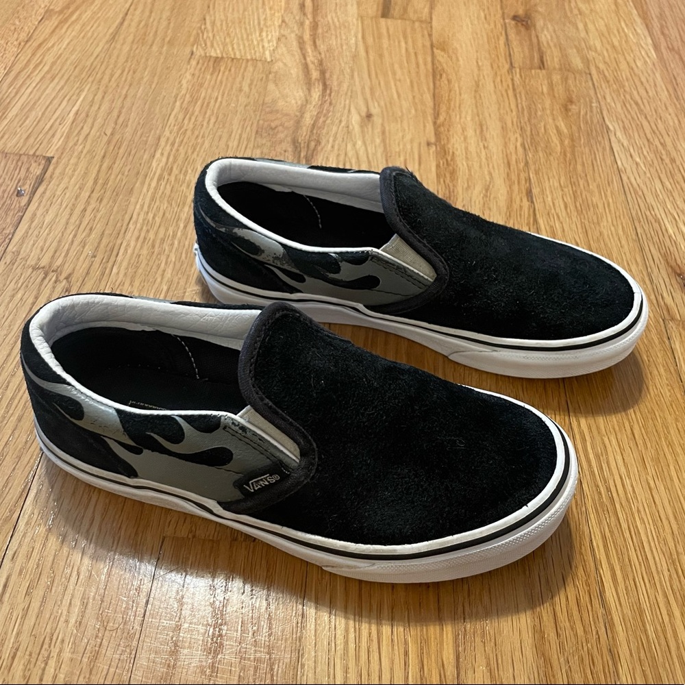 Vans Classic Slip-on suede flames 🔥 sz 1.5